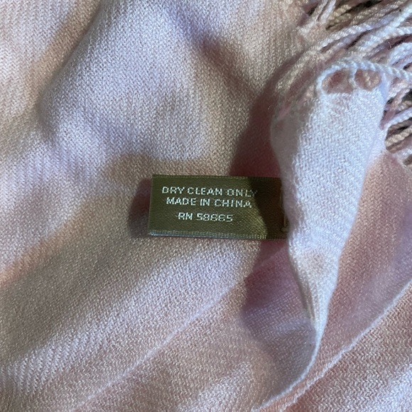 Nordstrom’s Pink Cashmere Scarf - Picture 3 of 3